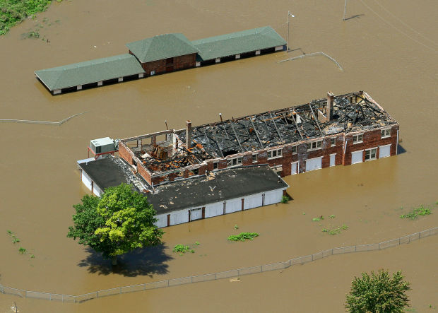 Credit Island flooding 2014